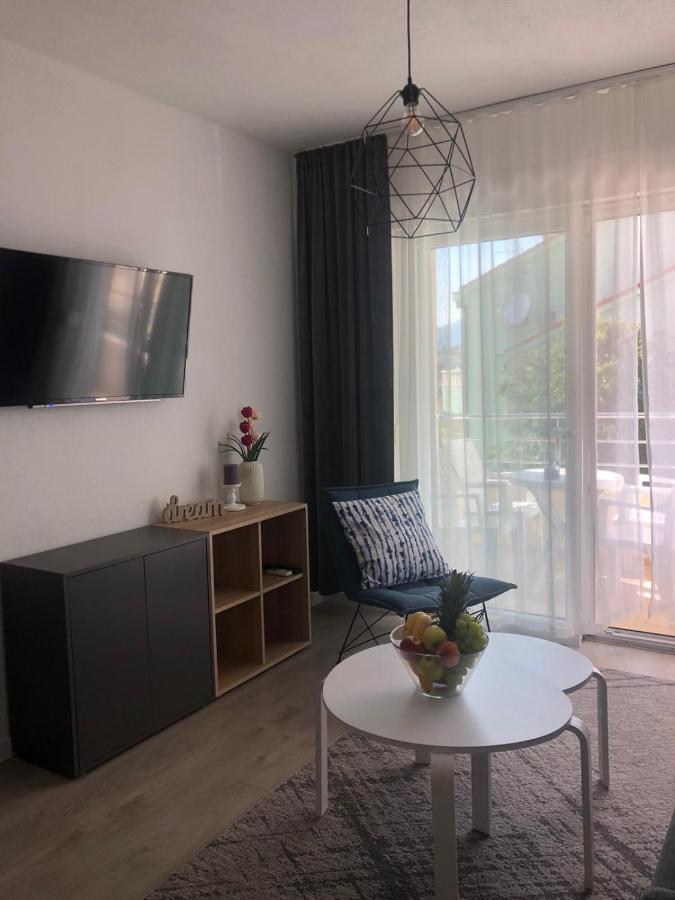 Villa Luxuria Baska Voda Luaran gambar