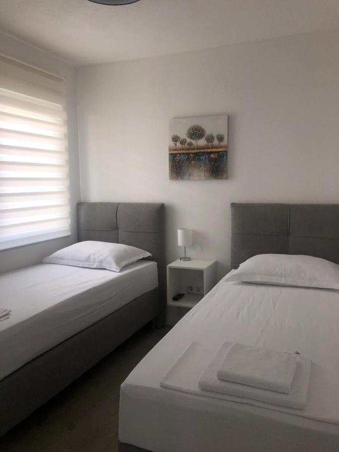 Villa Luxuria Baska Voda Luaran gambar