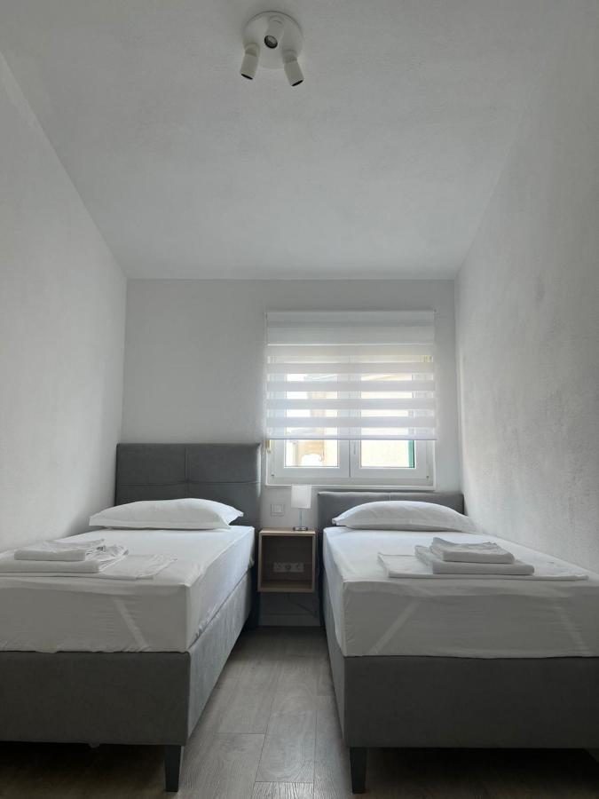 Villa Luxuria Baska Voda Luaran gambar