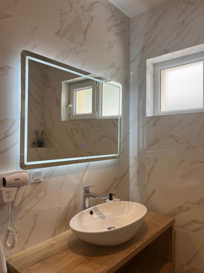 Villa Luxuria Baska Voda Luaran gambar