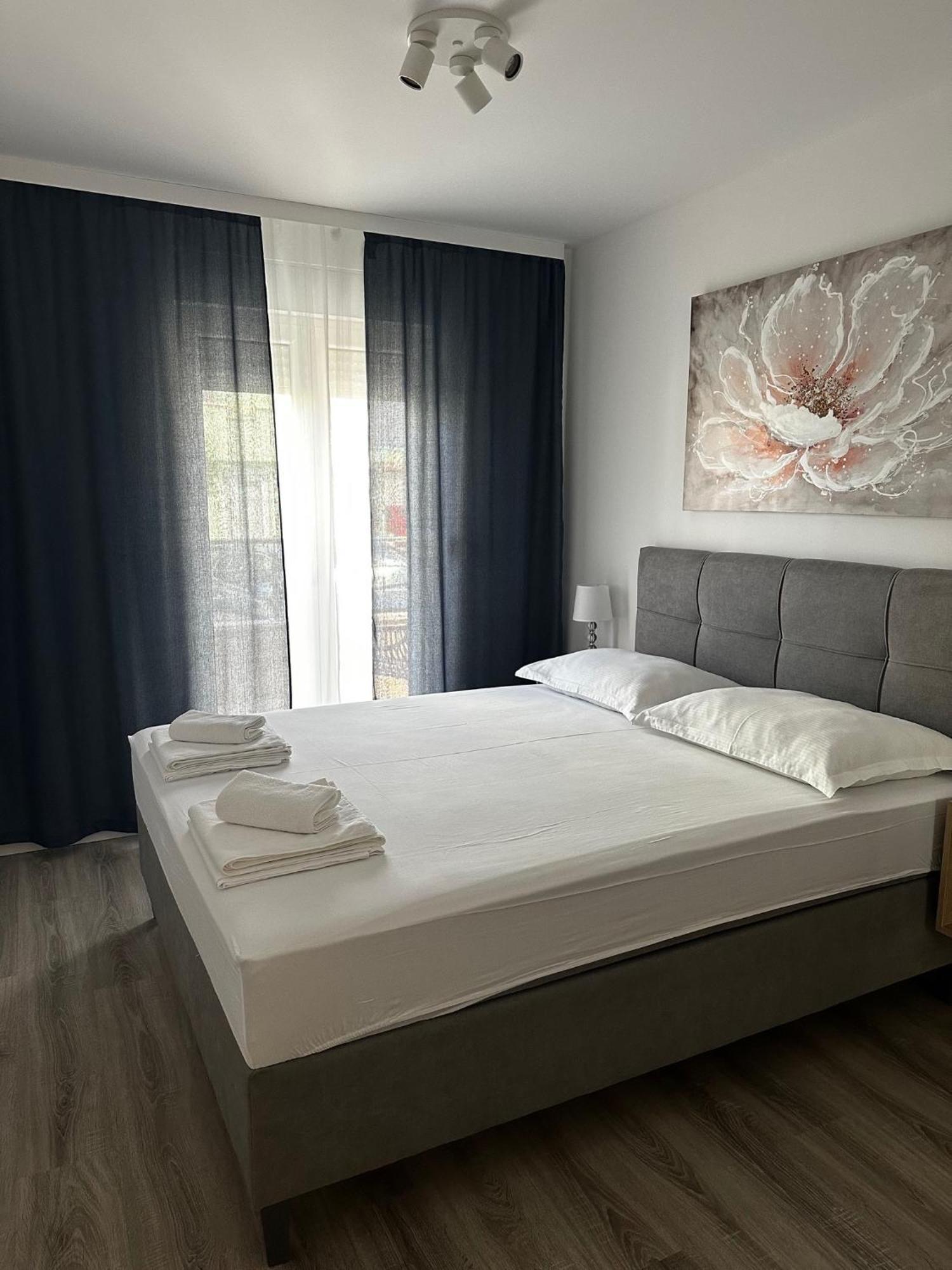 Villa Luxuria Baska Voda Luaran gambar